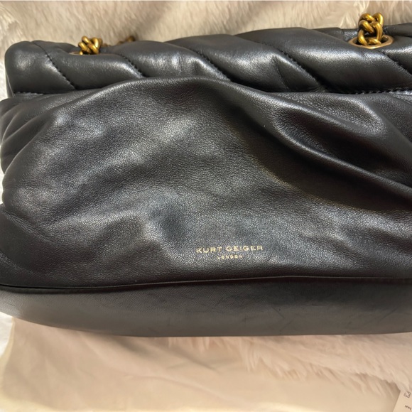 Elegant Black Quilted Leather Handbag Kurt Geiger - Picture 5 of 6